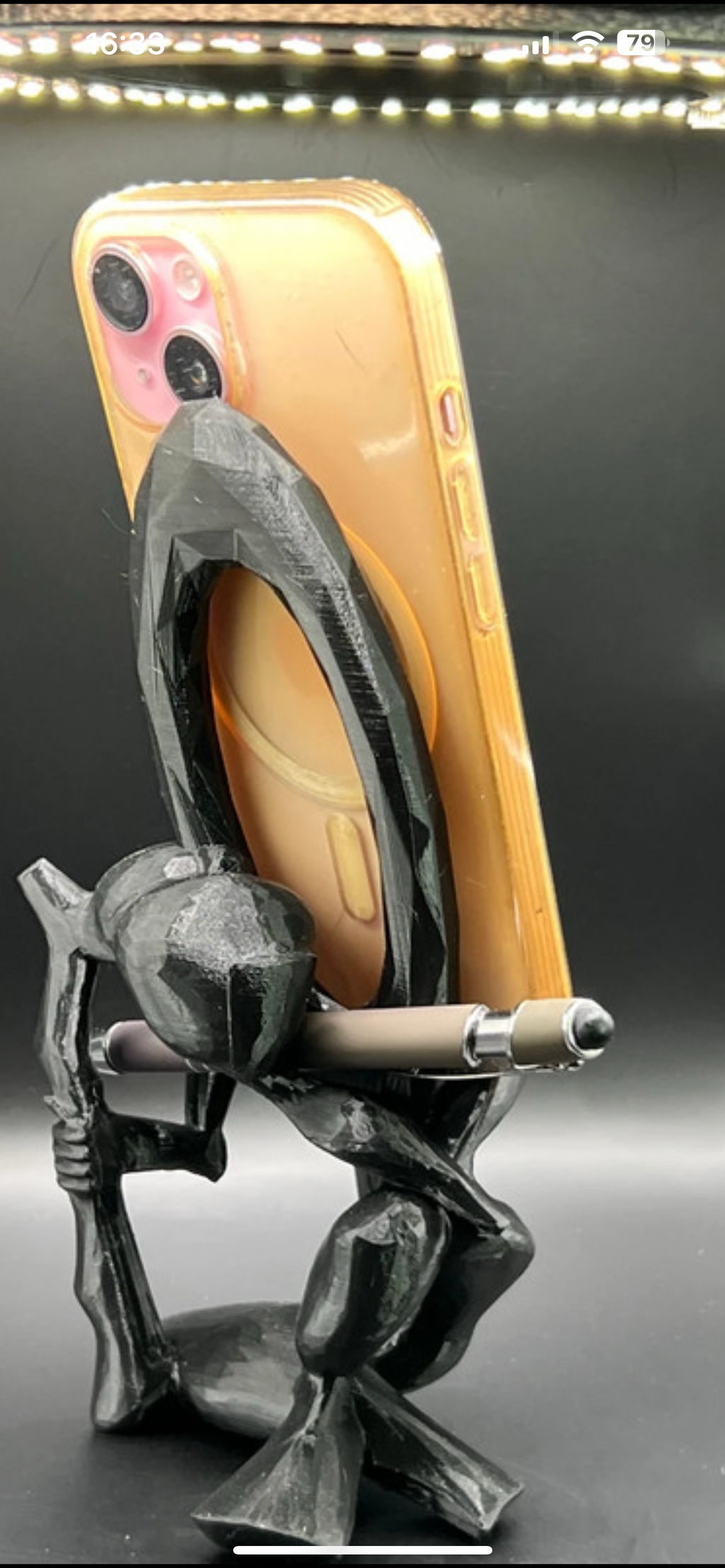 Phone & Pen Holder Sculpture