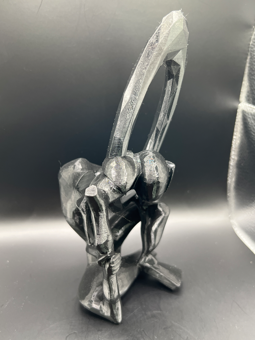 Phone & Pen Holder Sculpture