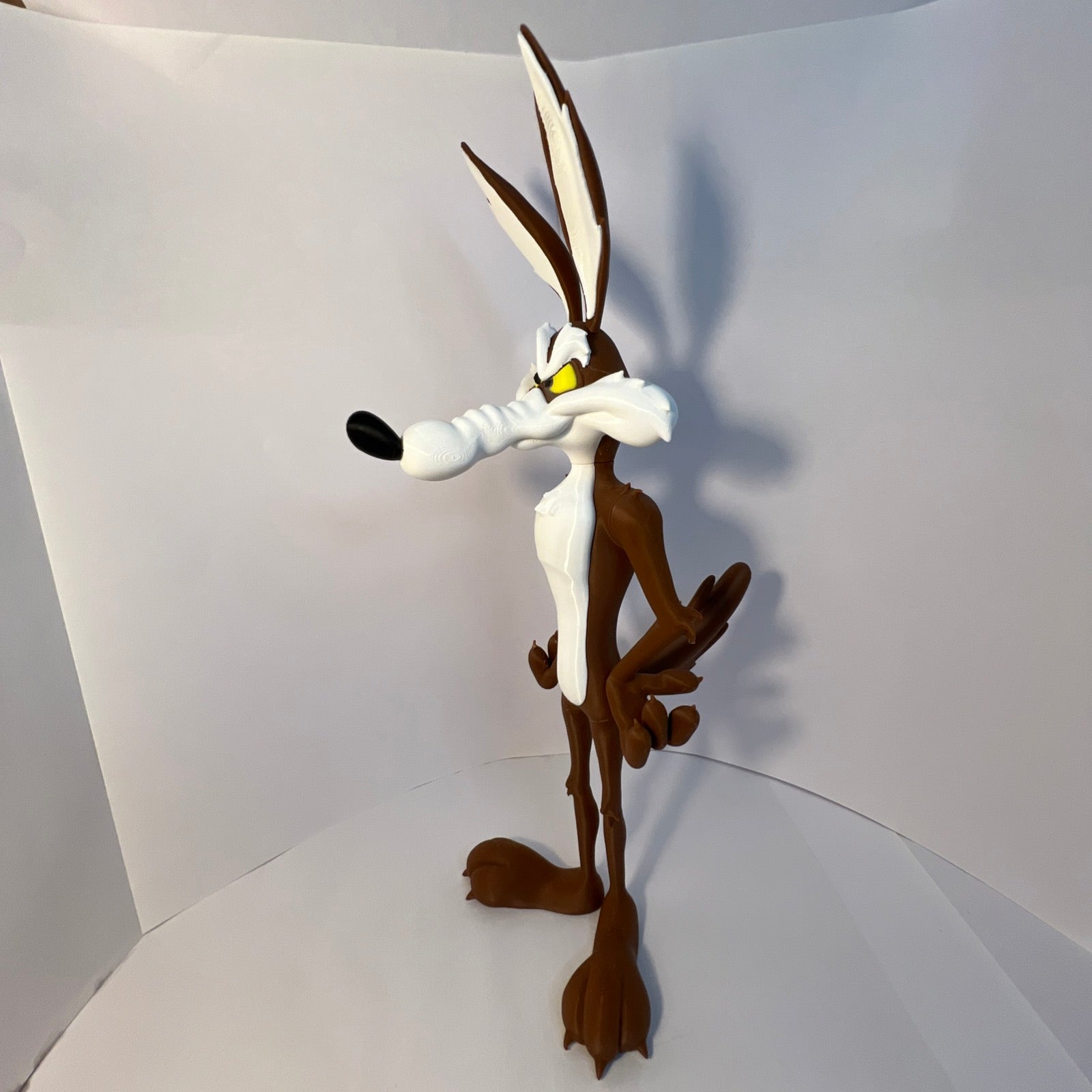3D-Printed Wile E. Coyote Figure – Full-Color