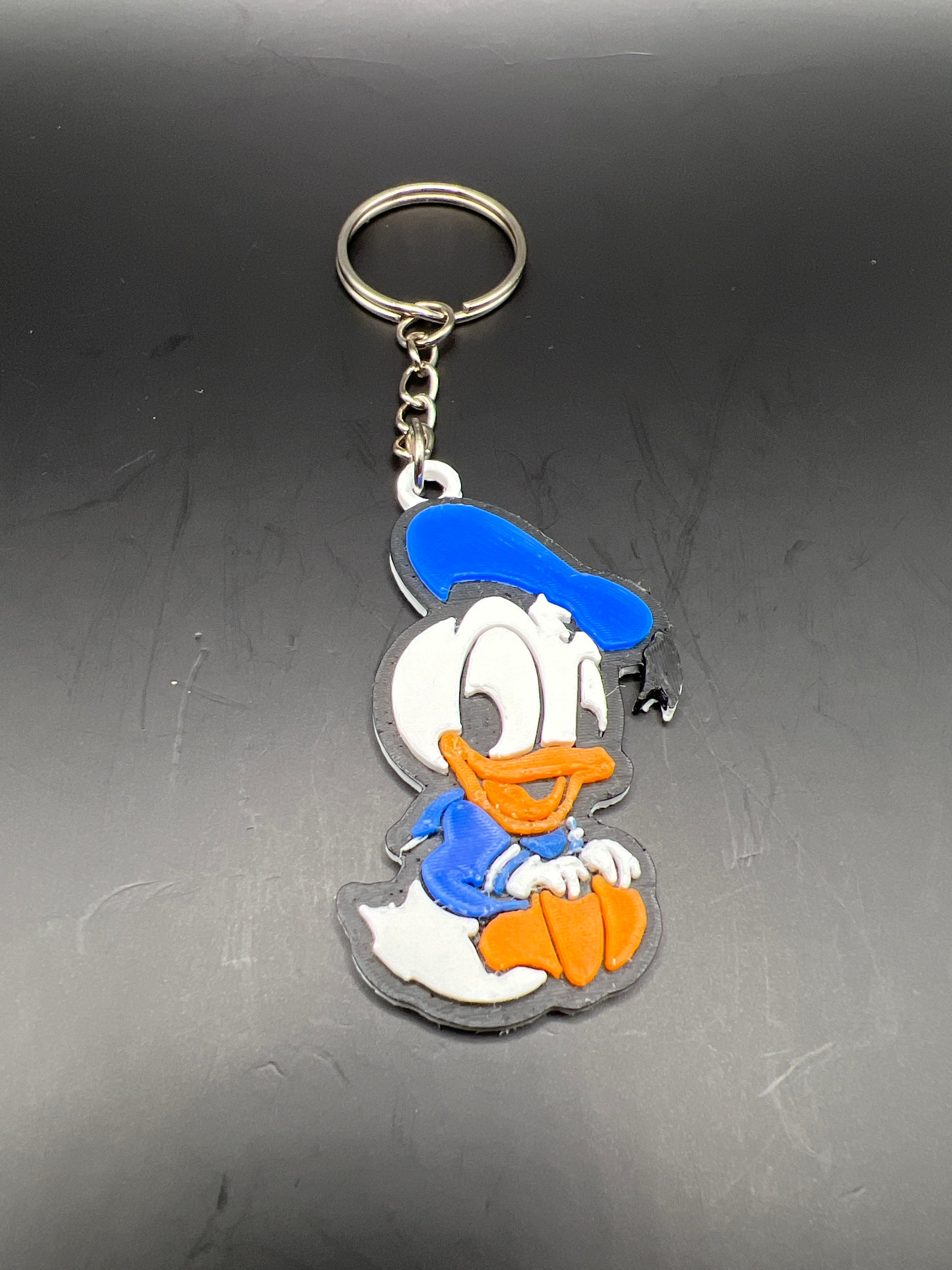 3D-Printed Donald Duck Halloween Pumpkin Keychain – Full-Color, Ready to Clip On