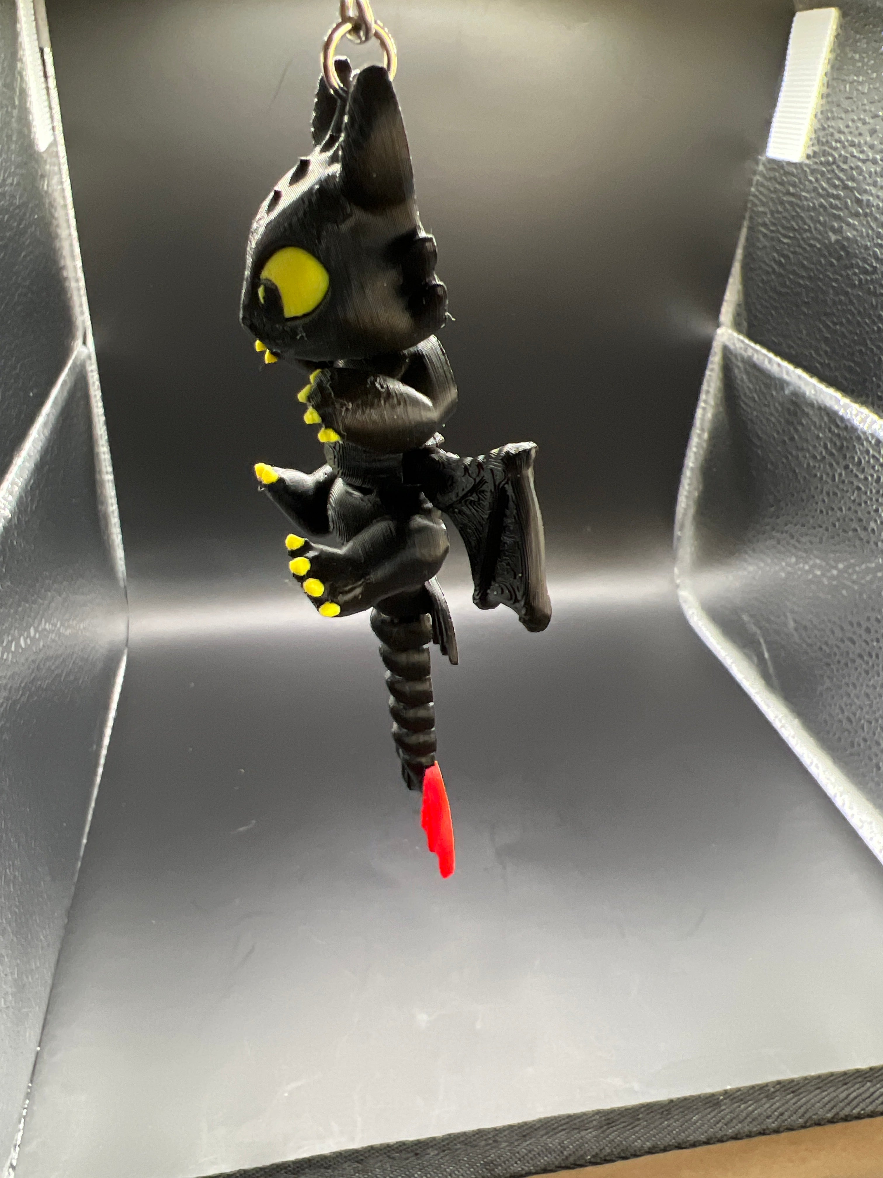 Toothless Night Fury 3D Printed Keychain – How to Train Your Dragon #impressao3d #3dprinting #figurascolecionaveis #disney #nintendo #looneytunes #presenteoriginal #3dinspiration