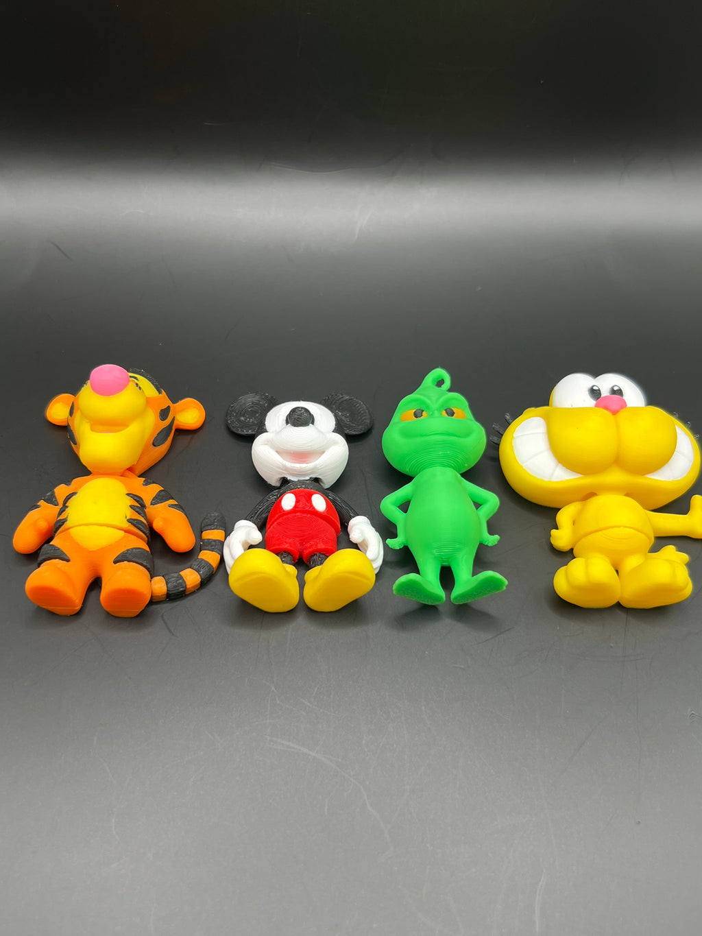Premium 3D-Printed Cartoon Keychain Bundle – Garfield, Grinch & Mickey Mouse
