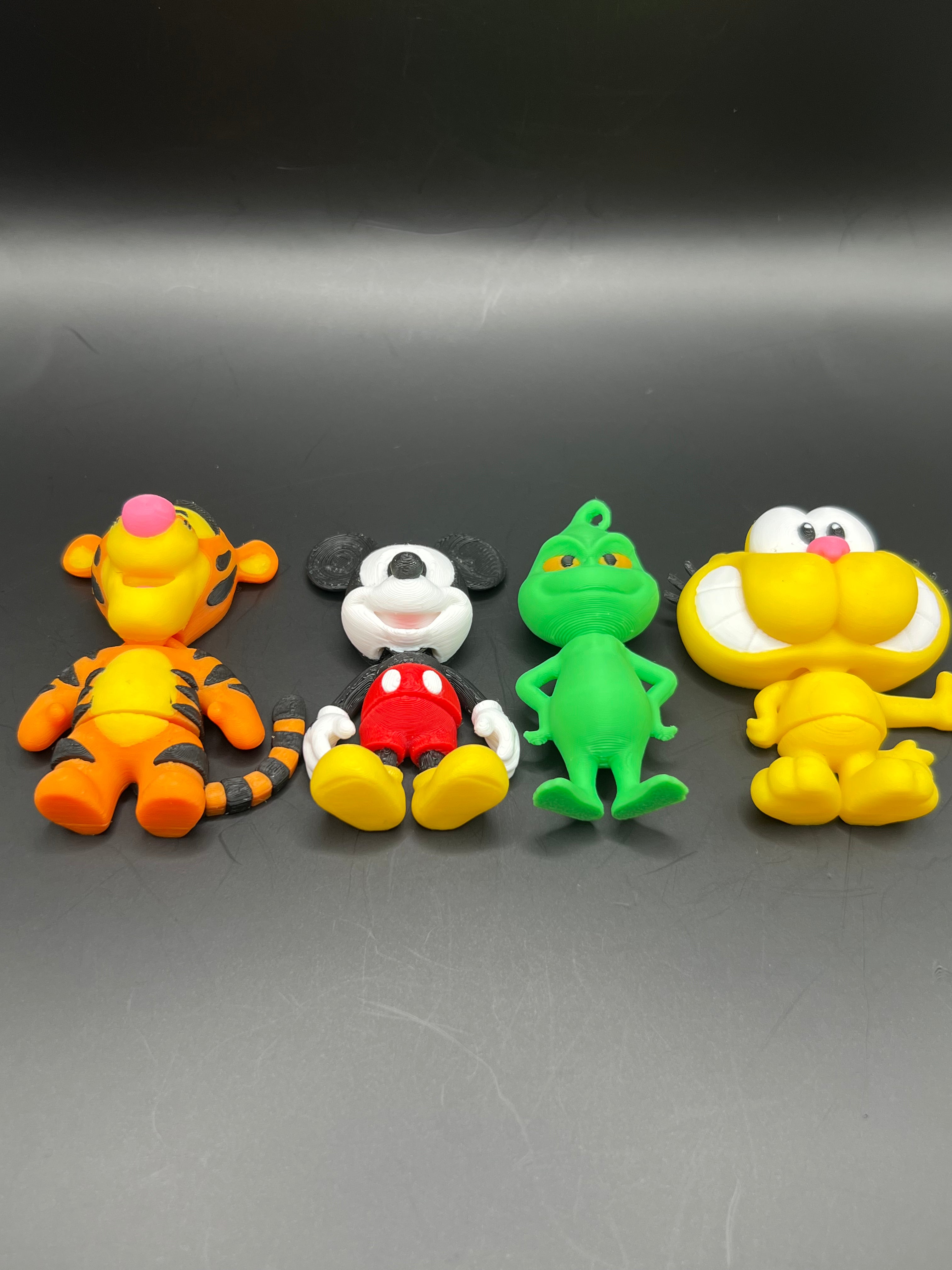 Premium 3D-Printed Cartoon Keychain Bundle – Garfield, Grinch & Mickey Mouse