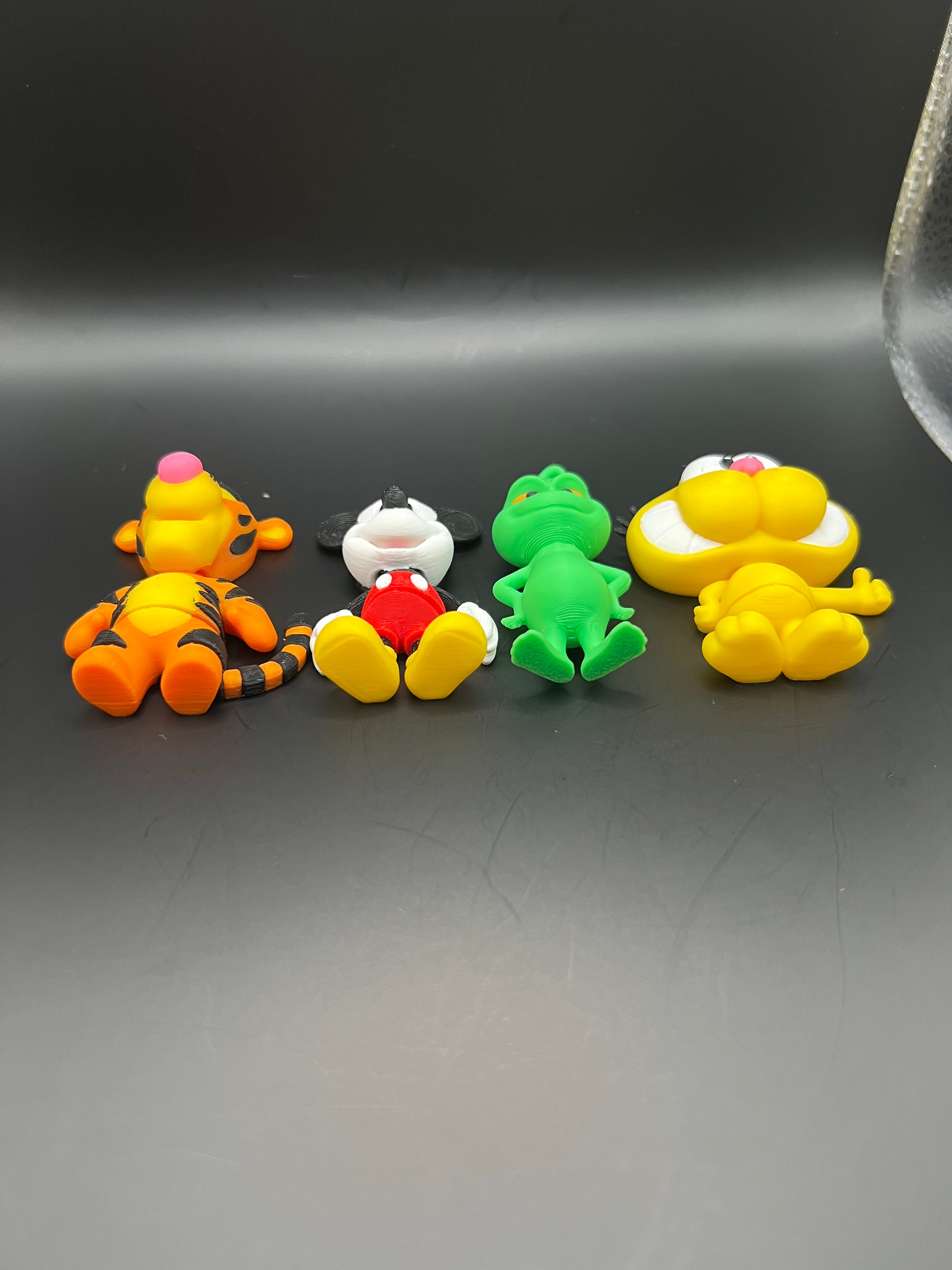 Premium 3D-Printed Cartoon Keychain Bundle – Garfield, Grinch & Mickey Mouse